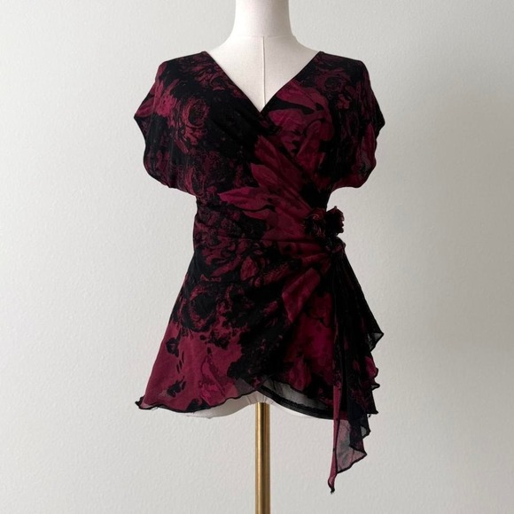 Tops - Whimsy goth Alt Dark Romantic Grunge Sz Small Y2K Top Whimsical
